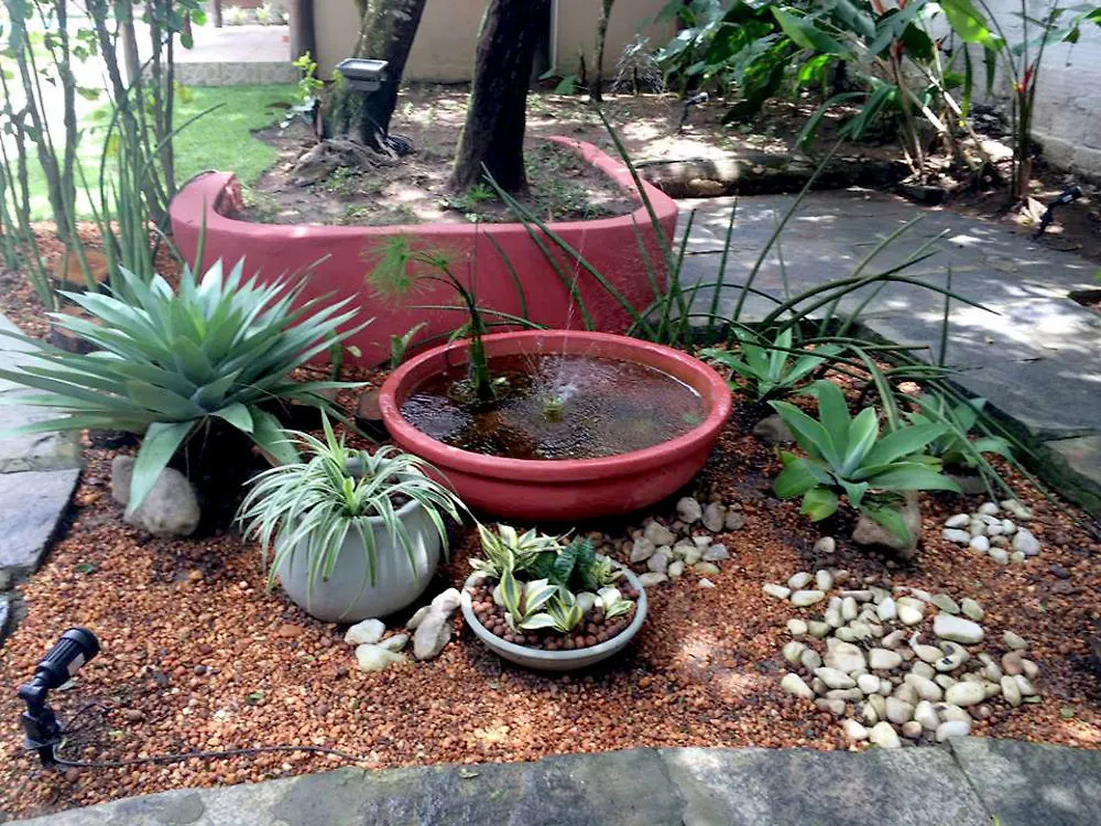 Pousada Tropicalia Porto Seguro Guest house